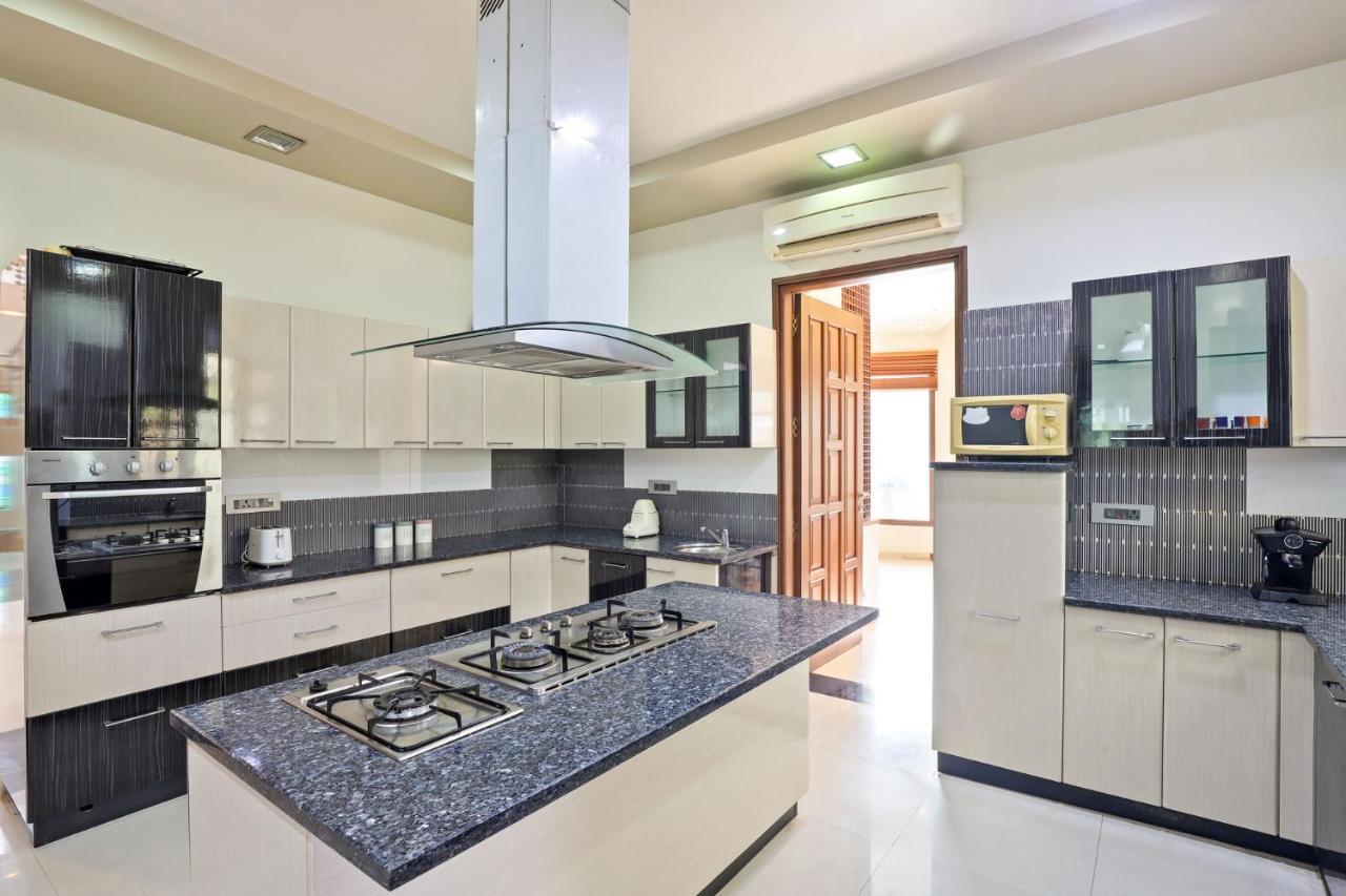 Stayvista'S Prakriti Farms With Outdoor Pool, Complimentary Breakfast And Hi-Tea Udaipur Exterior photo